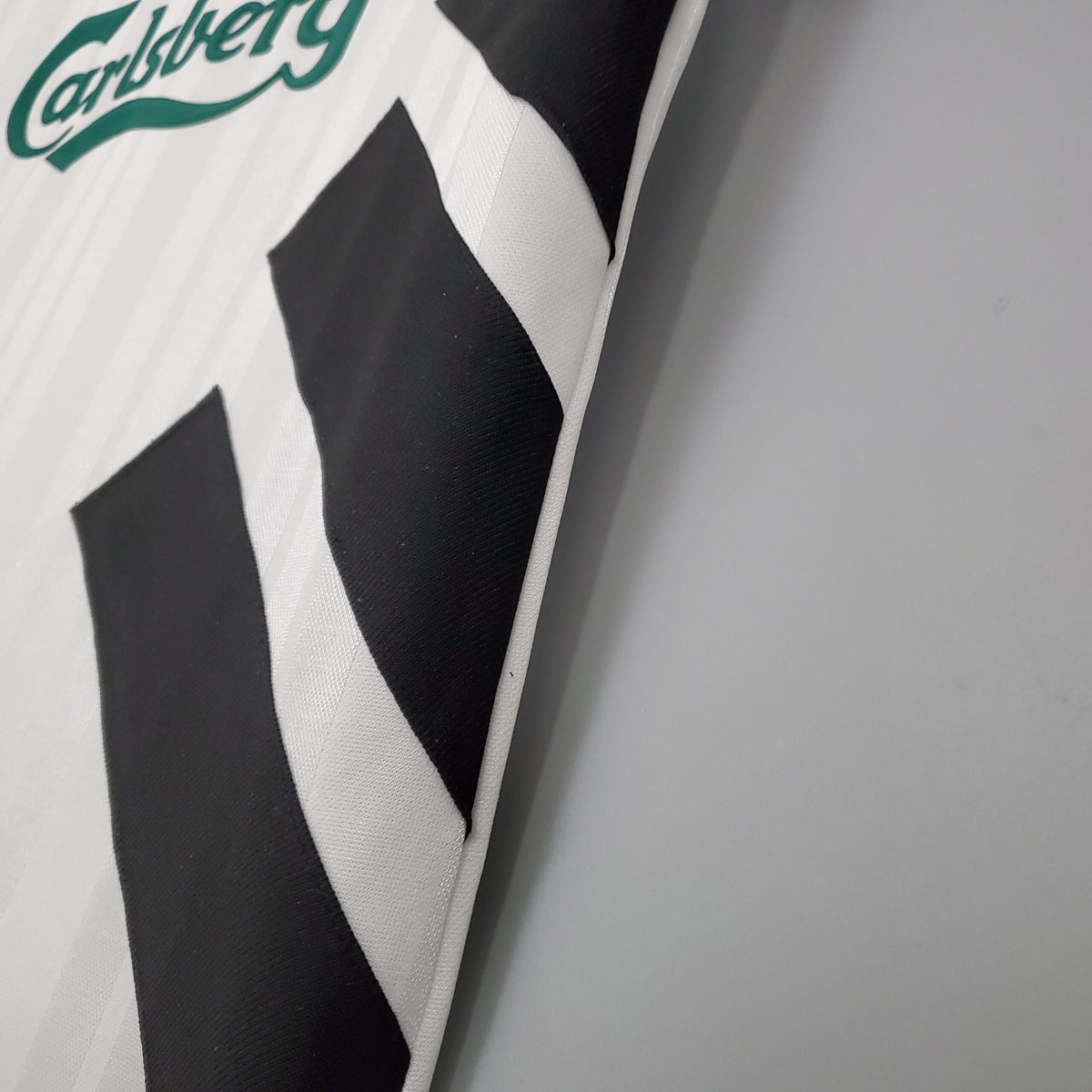 Liverpool Maillot Rétro 93/95 – photo 4