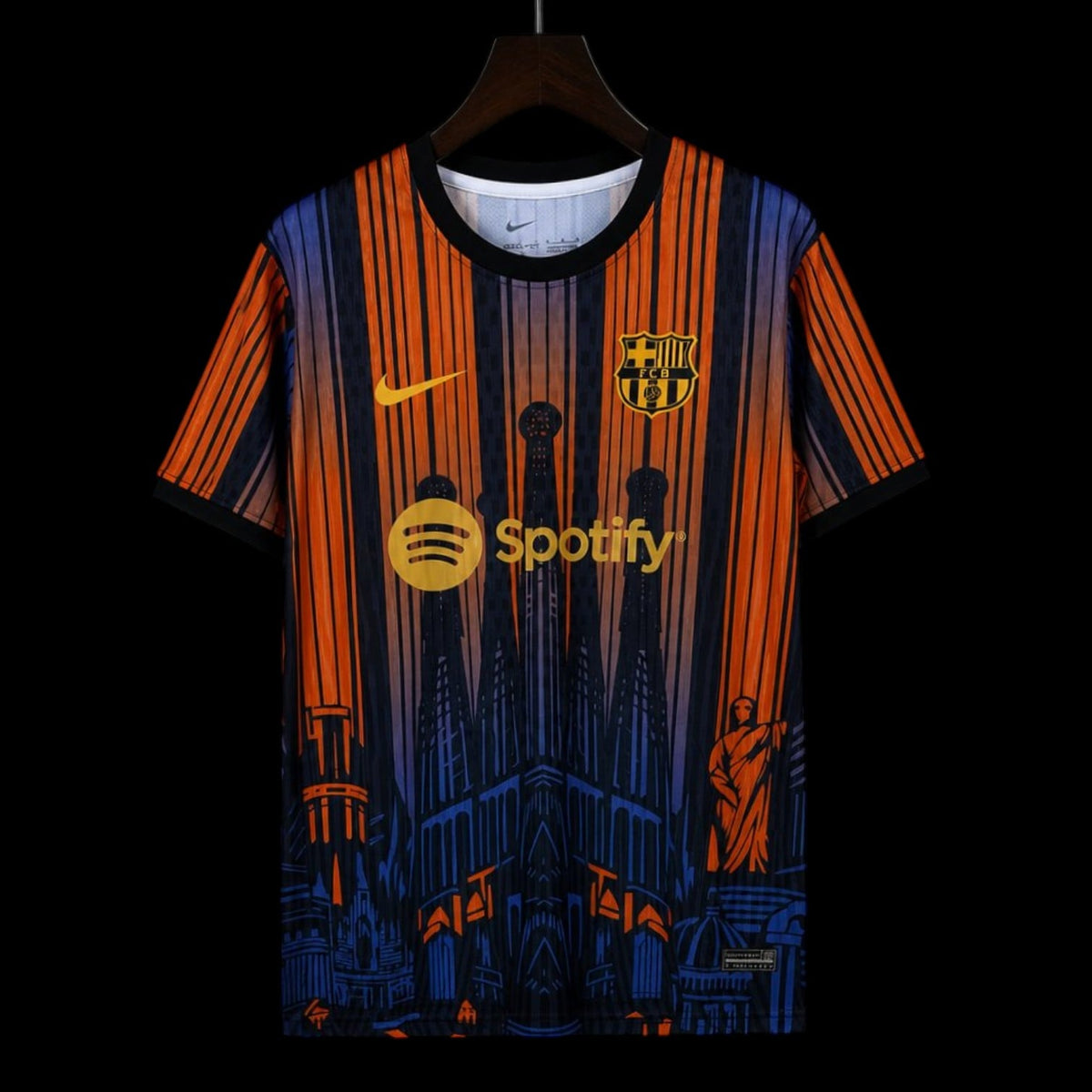 Barcelone Maillot Sagrada Família 26/27 – vue avant