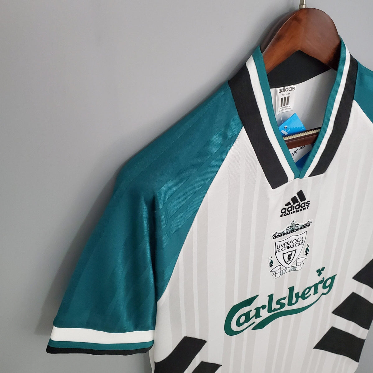 Liverpool Maillot Rétro 93/95 – photo 2
