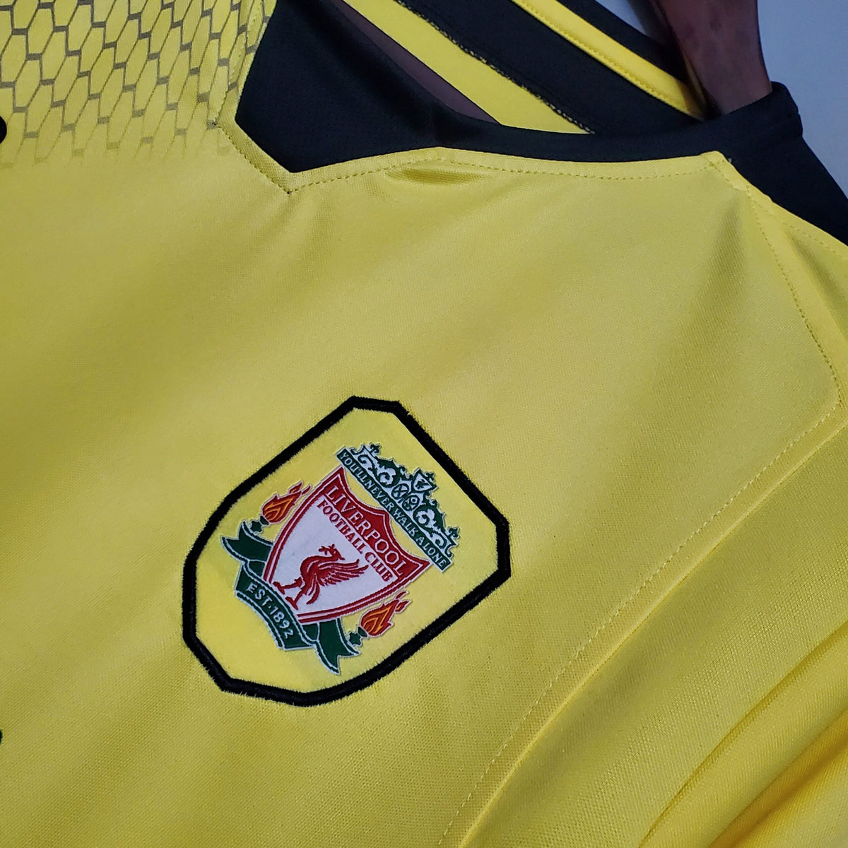 Liverpool Maillot Rétro 04/05 – photo 2