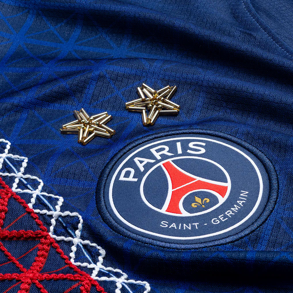 Paris SG Maillot Domicile 25/26 - Back to Back Handcrafted Edition