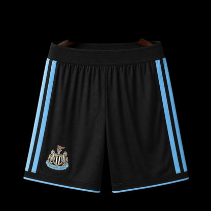 Newcastle Short Domicile 26/27