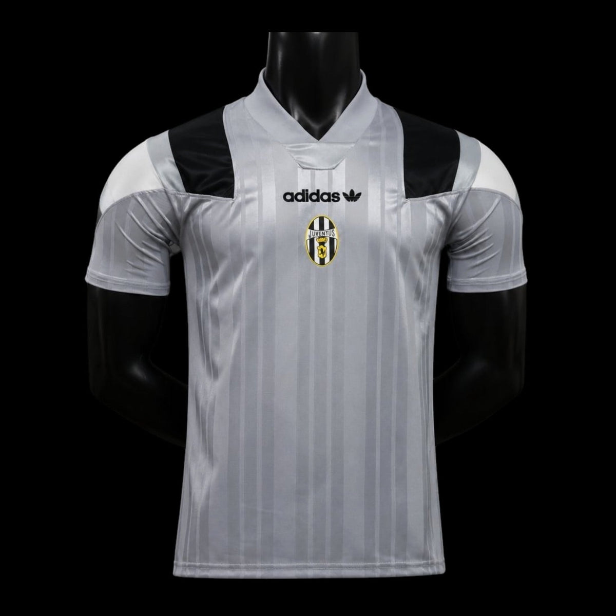 Juventus Maillot EQT 26/27 – Version Player – vue avant