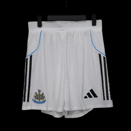 Newcastle Short Extérieur 25/26